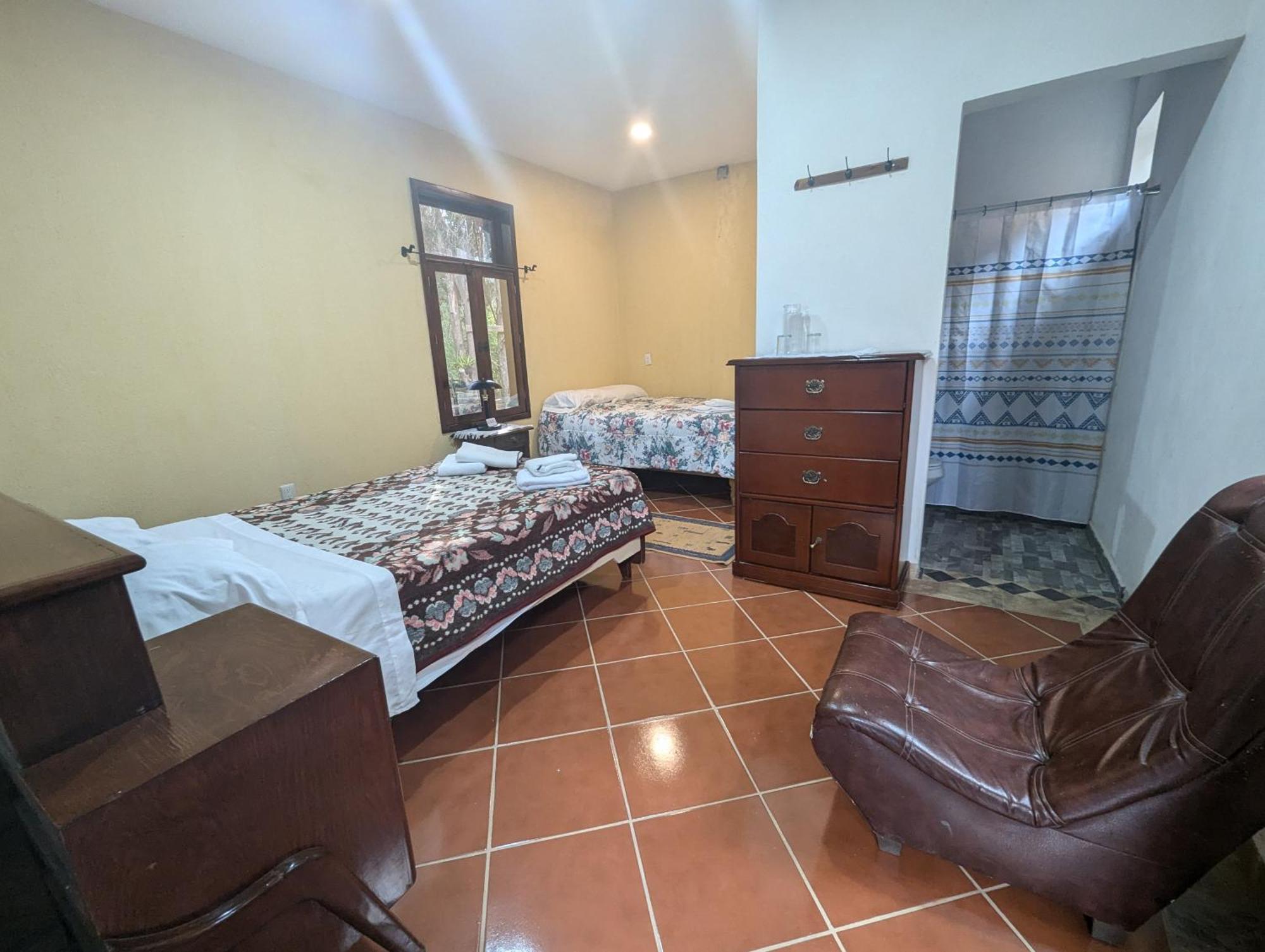 La Pasiva De Patzcuaro Hotel Bagian luar foto